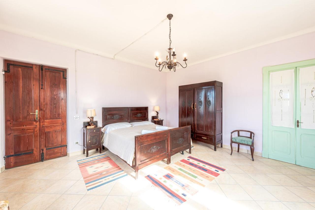 Villa Bricco Paglieri, Entire Villa Alba  Bagian luar foto