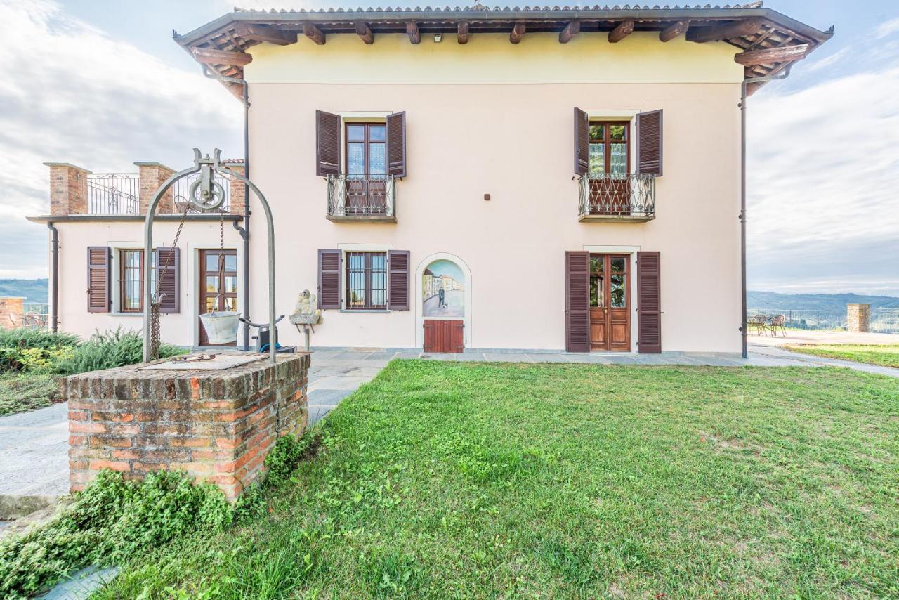 Villa Bricco Paglieri, Entire Villa Alba  Bagian luar foto