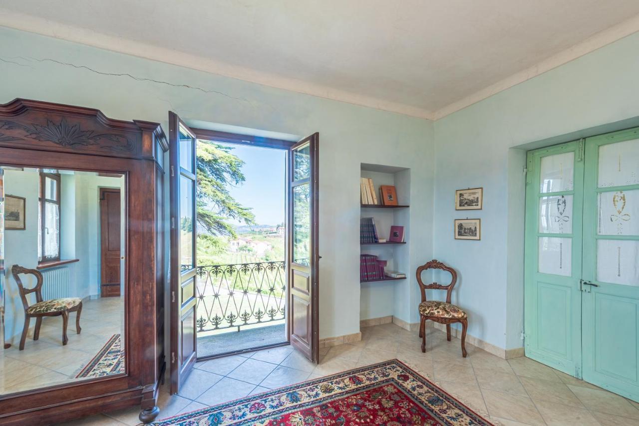 Villa Bricco Paglieri, Entire Villa Alba  Bagian luar foto