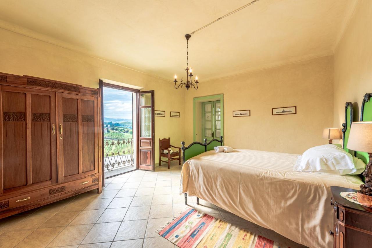 Villa Bricco Paglieri, Entire Villa Alba  Bagian luar foto